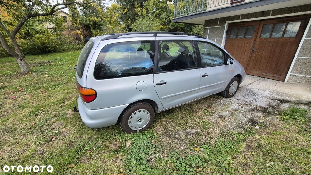 Volkswagen Sharan 2000 photo 2
