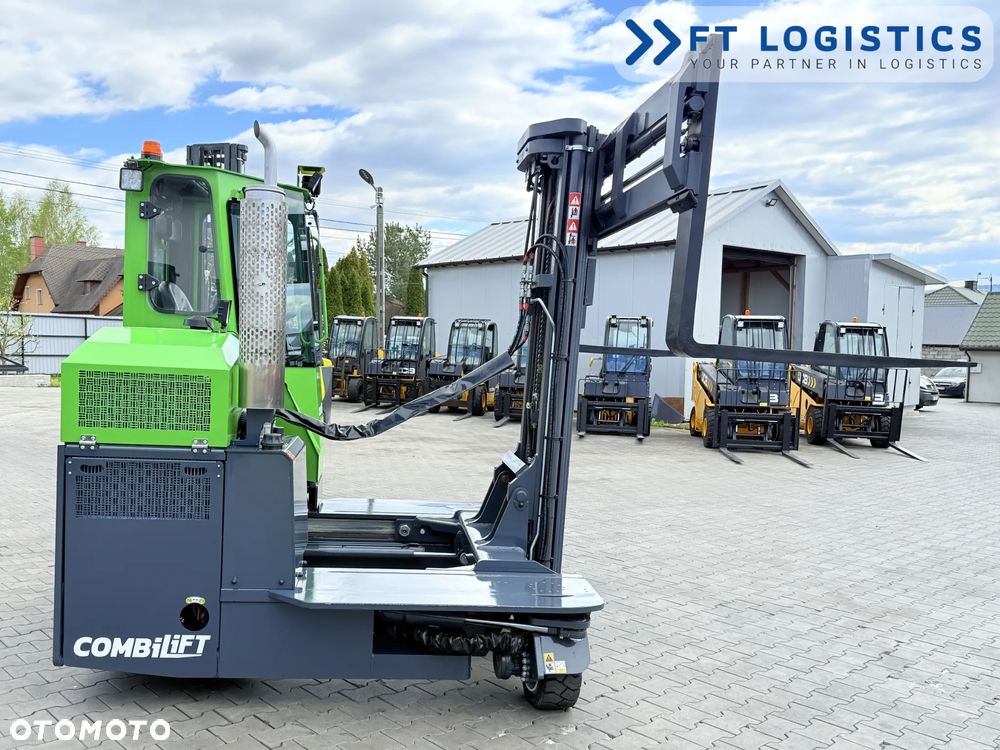 Combilift WÓZEK CZTEROKIERUNKOWY - WIELOKIERUNKOWY - SPRZEDAŻ - WYNAJEM | COMBILIFT C3000 | DIESEL | TRIPLEX 5952MM | SZEROKI POZYCJONER WIDEŁ 2700MM | WOLNY SKOK | STAN IDEALNY | Szeroka oferta wózków czterokierunkowych i bocznych, dopasowanych do różnorodnych potrzeb i zastosowań - 26