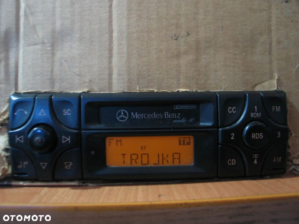 radio radioodtwarzacz Mercedes audio 10  becker BE3100  A2108200986 - 6