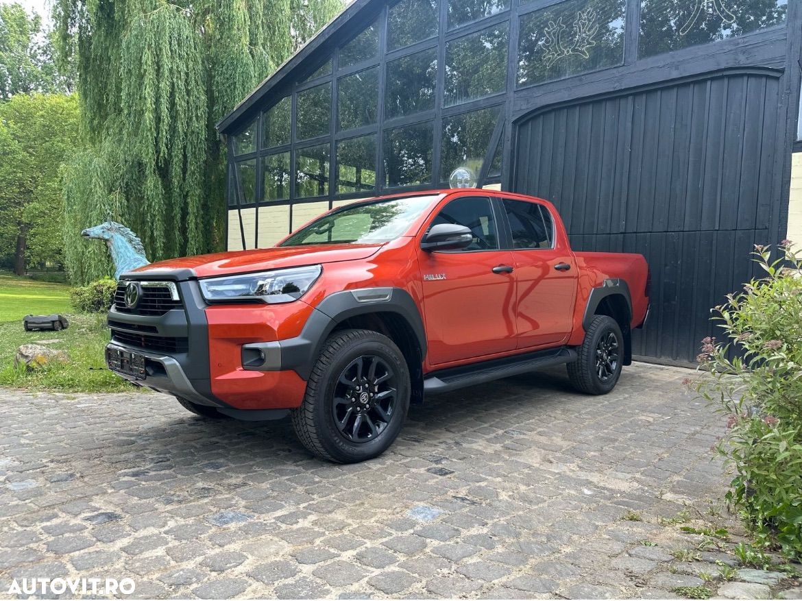 Toyota Hilux 2.8D 204CP 4x4 Double Cab AT Invincible - 1