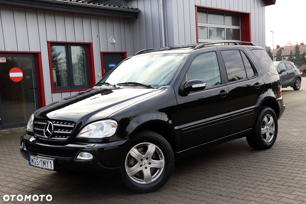 Mercedes-Benz ML - 12