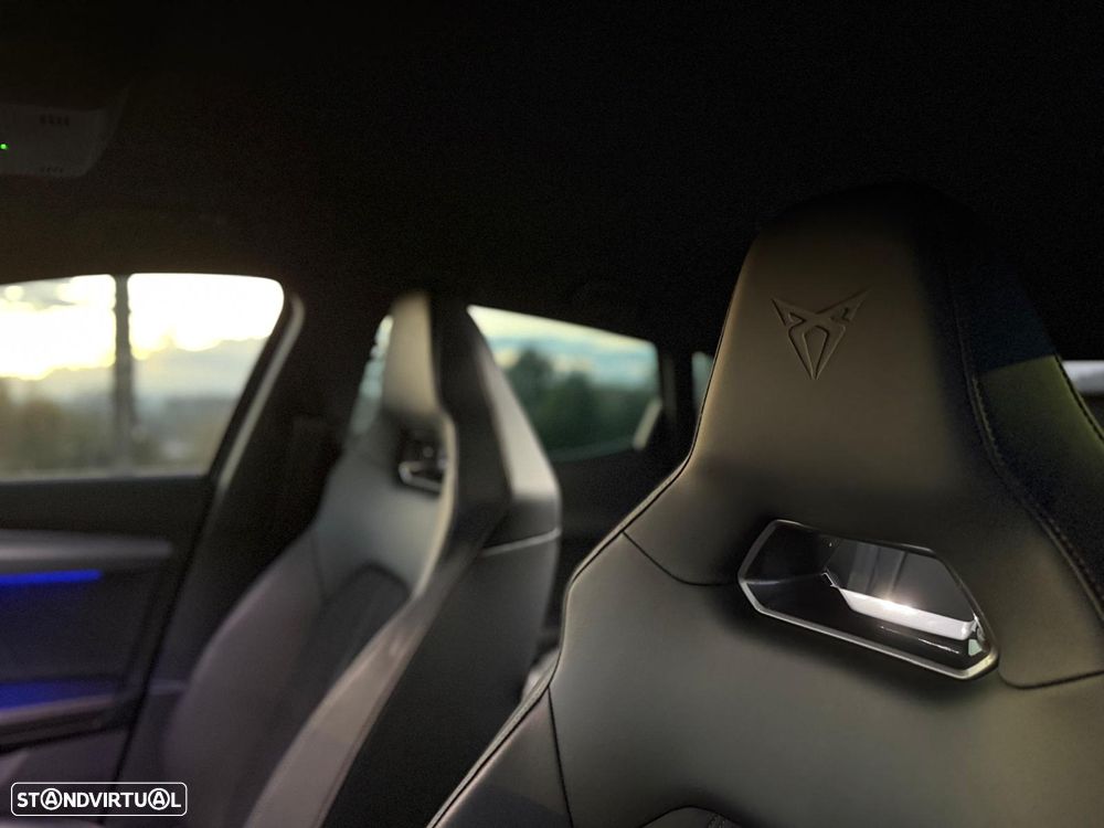 Cupra Formentor 1.4 e-Hybrid DSG VZ - 11