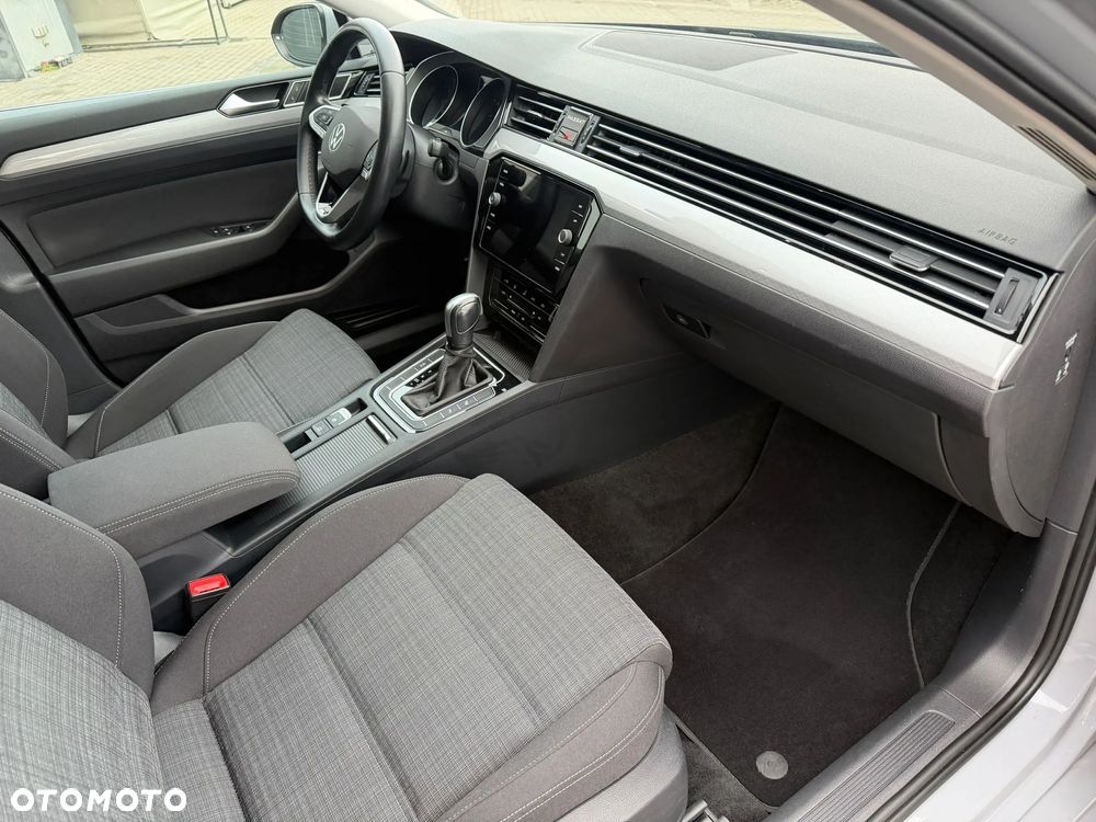 Volkswagen Passat 1.5 TSI EVO Business DSG - 17