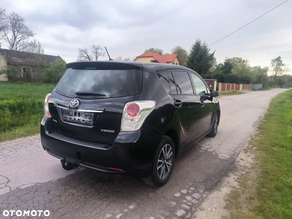 Toyota Verso - 14