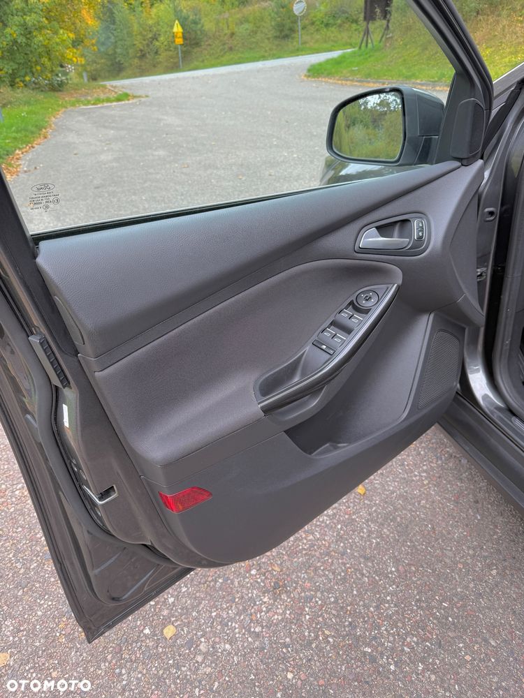 Ford Focus - 18