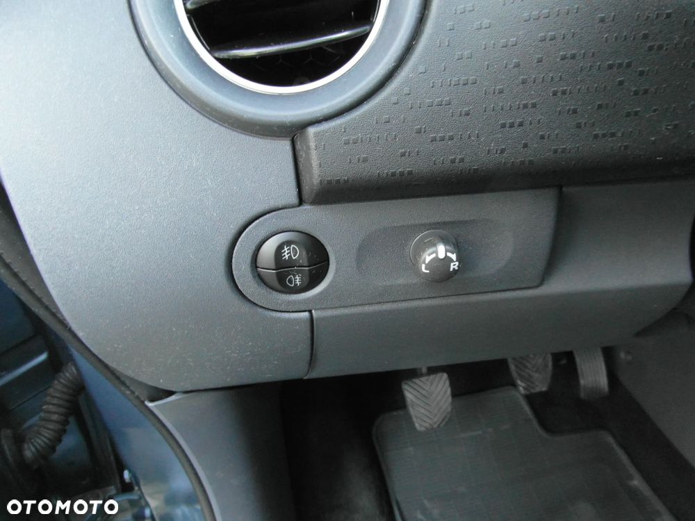 Mitsubishi Colt 1.3 Motion Plus - 16