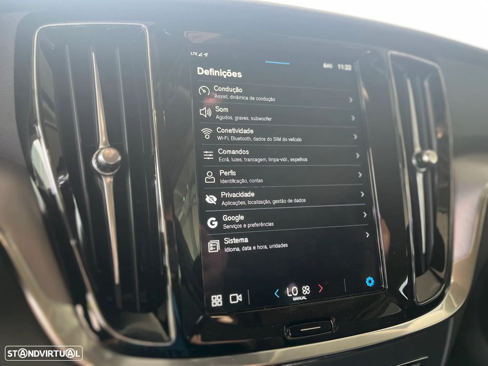 Volvo V60 2.0 B4 Core Auto - 31