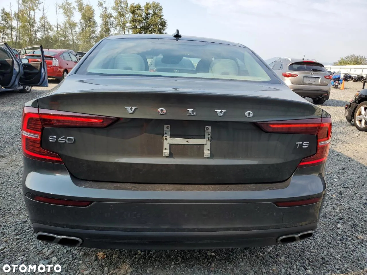 Volvo S60 T5 Momentum Pro - 6
