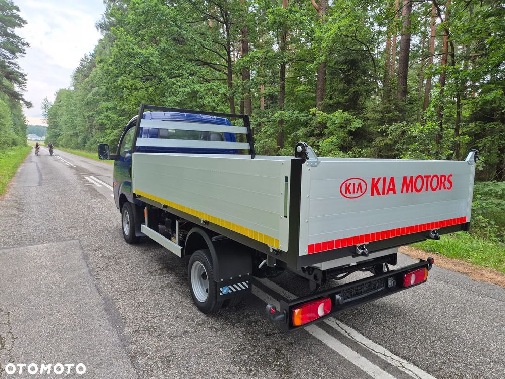 Kia K2500 - 8