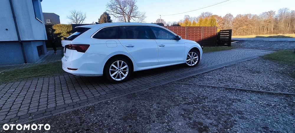 Skoda Octavia 2.0 TDI DSG Style - 1