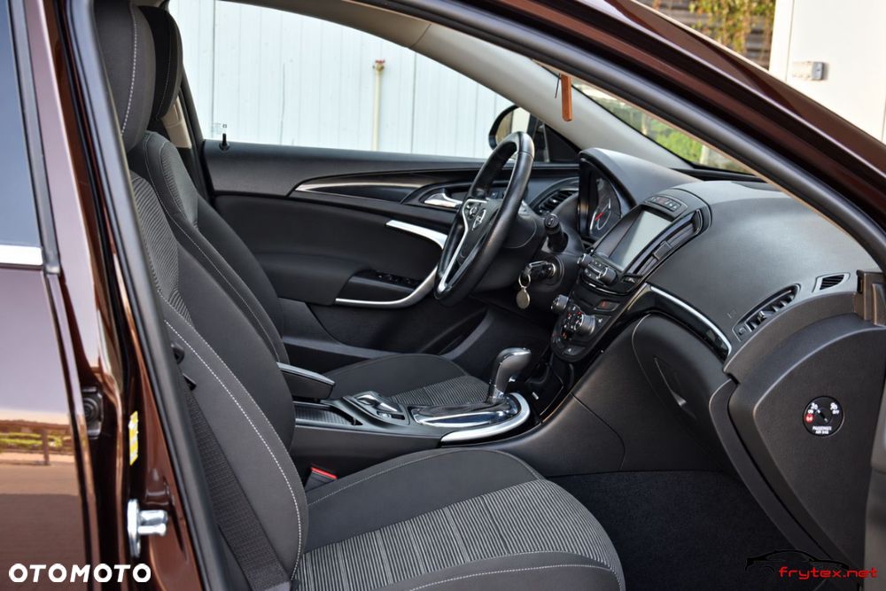 Opel Insignia - 23