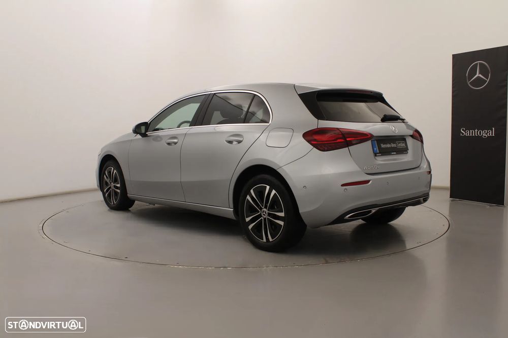 Mercedes-Benz A 250 e - 10