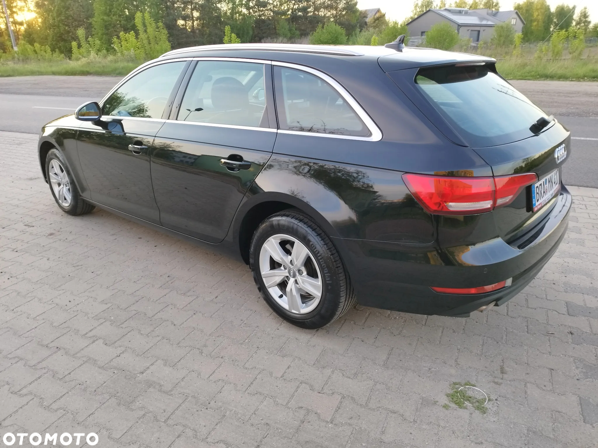 Audi A4 Avant 2.0 TDI design - 22