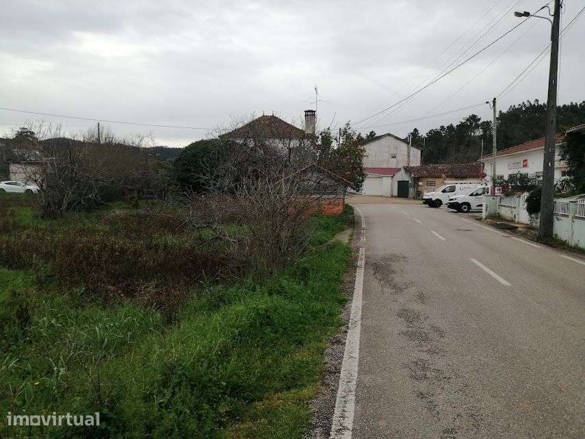 Terreno com 1.900 m2 no centro da Póvoa do Loureiro, Coimbra - Grande imagem: 3/5
