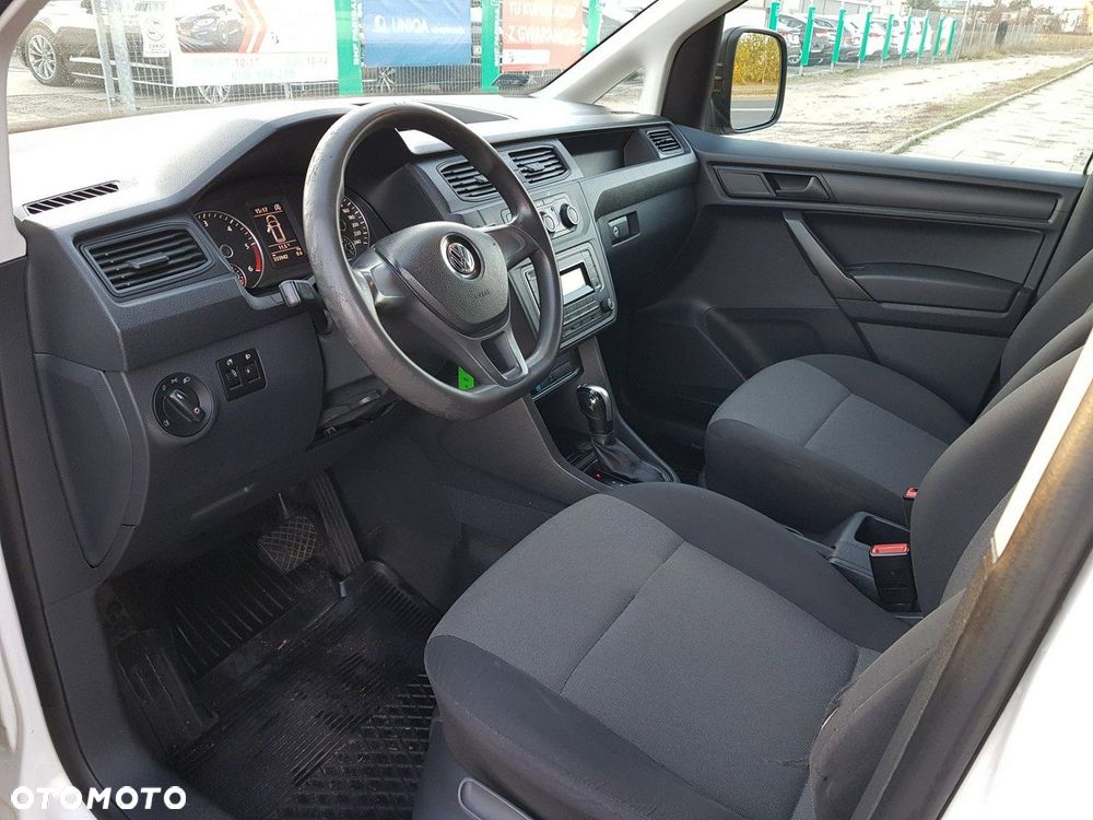 Volkswagen Caddy - 10