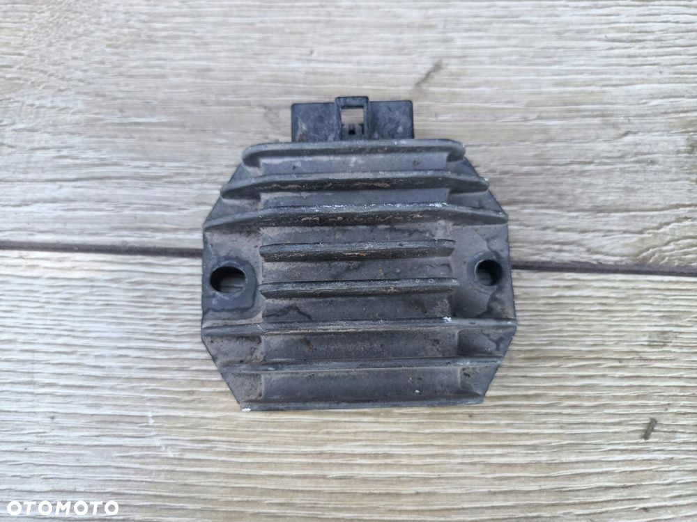 piaggio liberty 125 regulator napiecia - 2