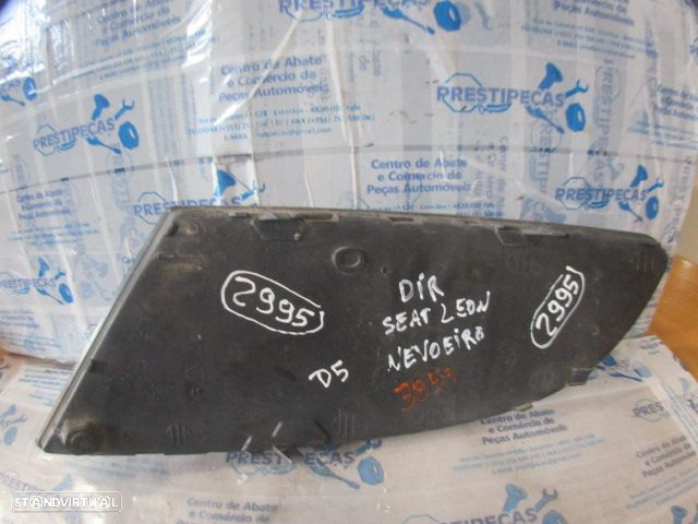 Grelha Friso 1P0853666 14884SG4 SEAT LEON 2007 1.4 86CV 5P CINZA FRT DRT GRE FAROL DE NEVOEIRO - 2