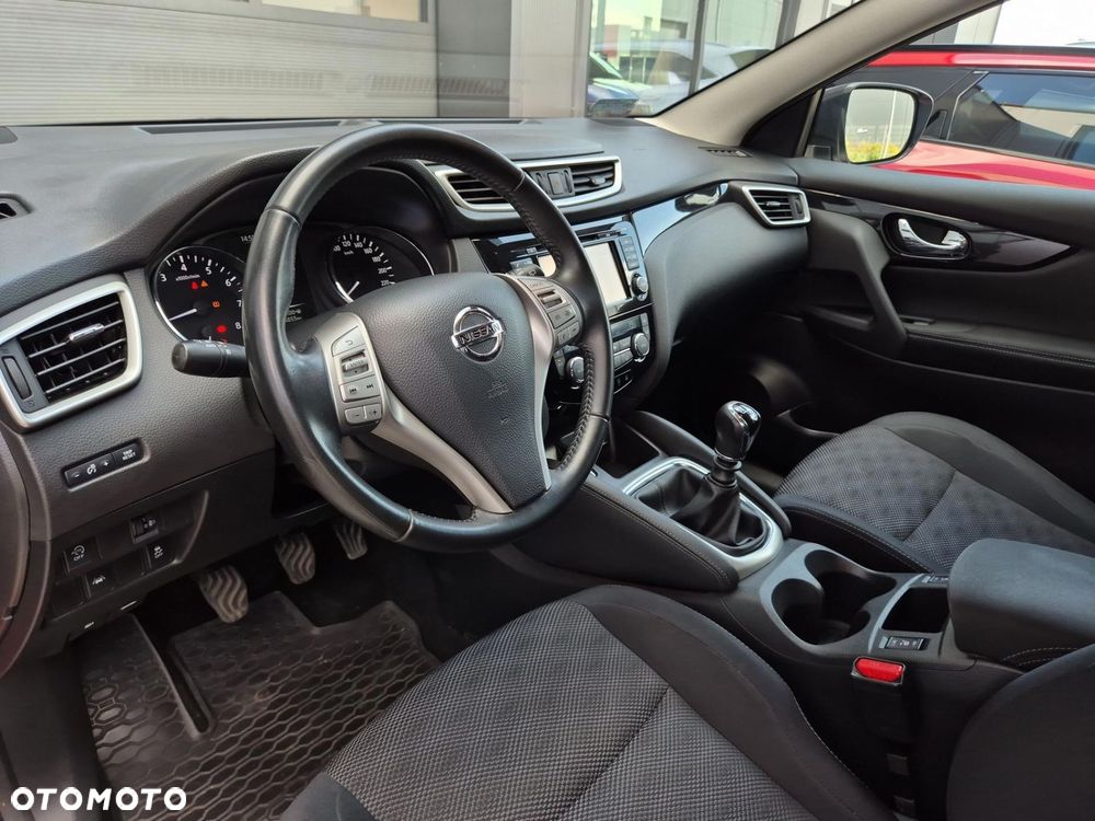 Nissan Qashqai 1.2 DIG-T N-Connecta EU6 - 10