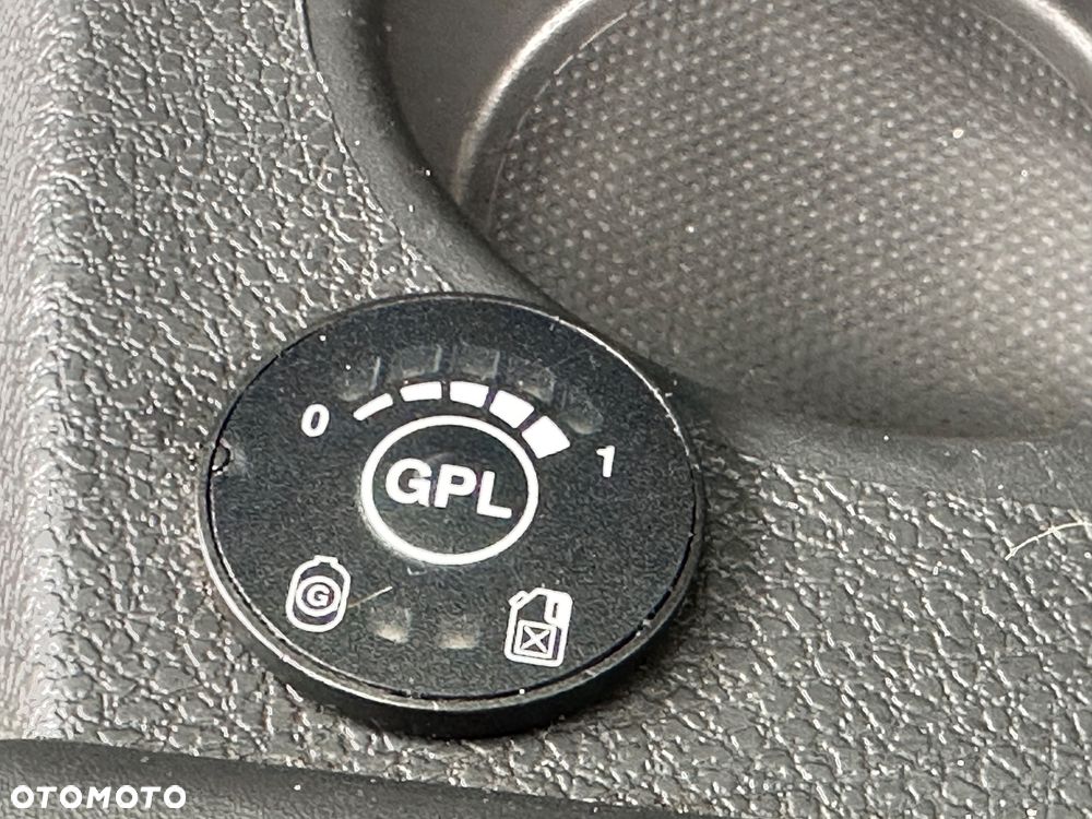 Dacia Dokker 1.6 SCe Laureate - 16