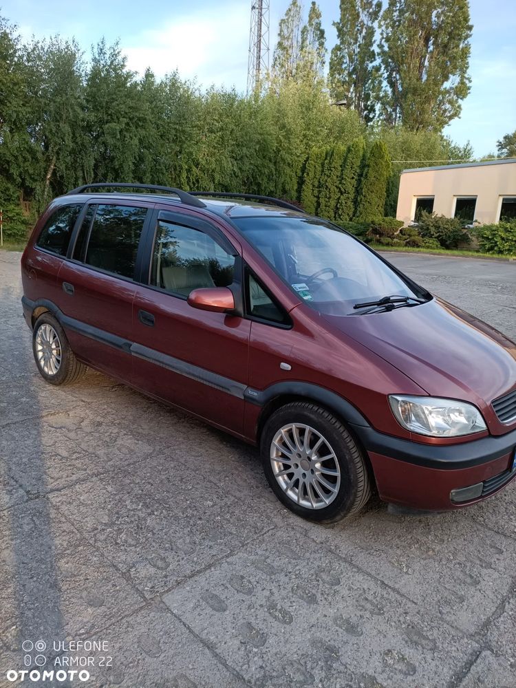 Opel Zafira 2.2 Executive - 7