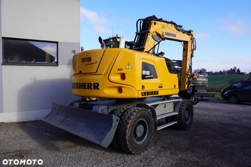 Liebherr 918 Compact  Rototilt + Szczypce Oilquick - 6