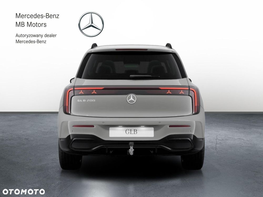 Mercedes-Benz GLB - 3