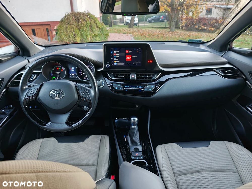 Toyota C-HR 1.8 Hybrid GPF Executive - 10
