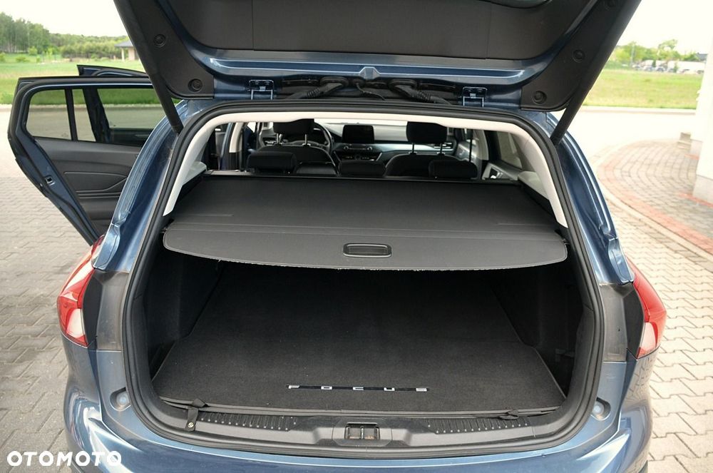 Ford Focus - 30