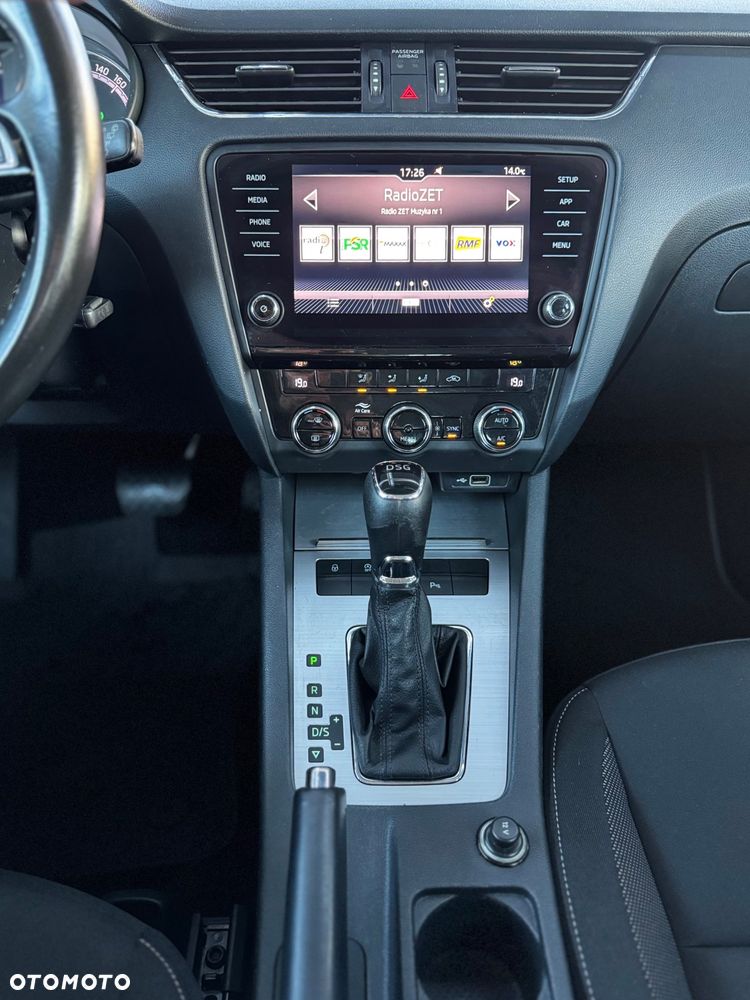 Skoda Octavia 2.0 TDI SCR Ambition DSG - 25