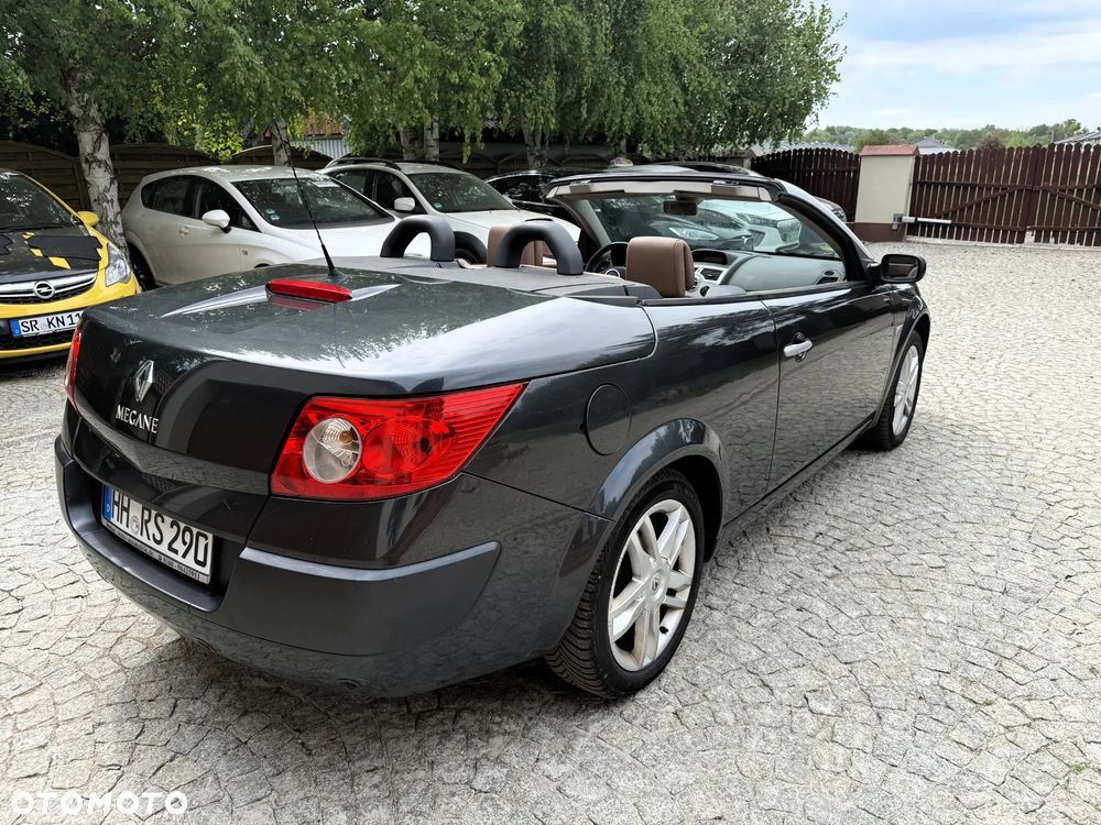 Renault Megane 1.6 Privilege - 19