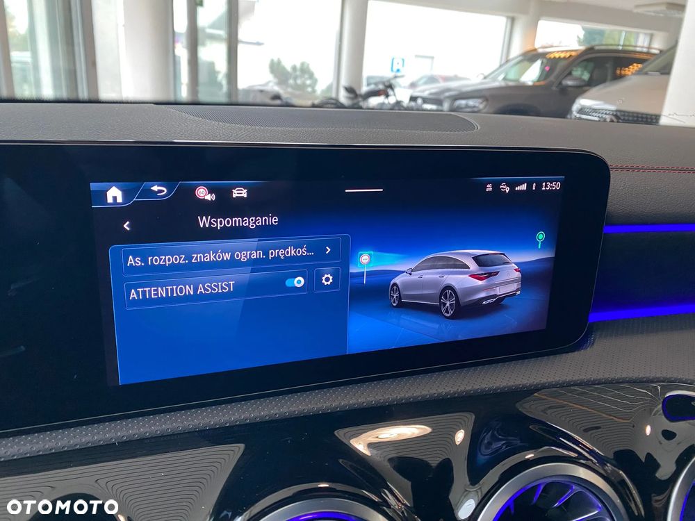 Mercedes-Benz CLA 180 AMG Line 7G-DCT - 24