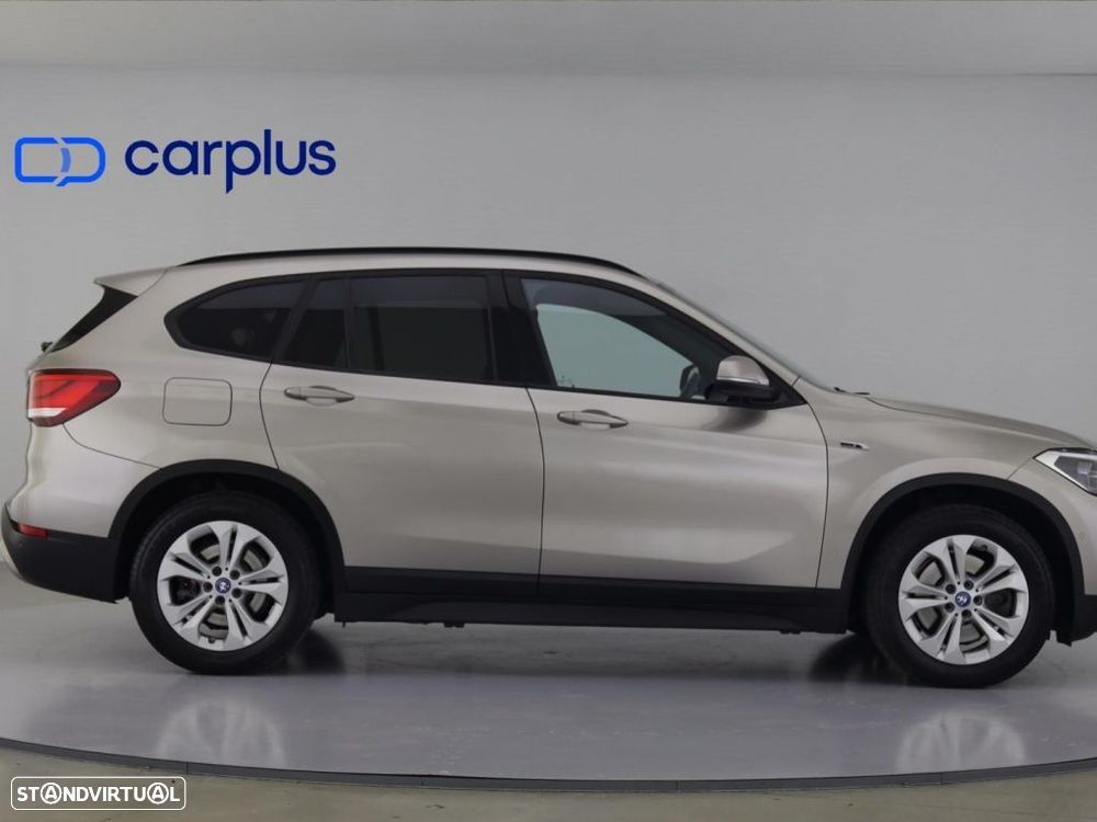 BMW X1 25 e xDrive Line Sport - 8