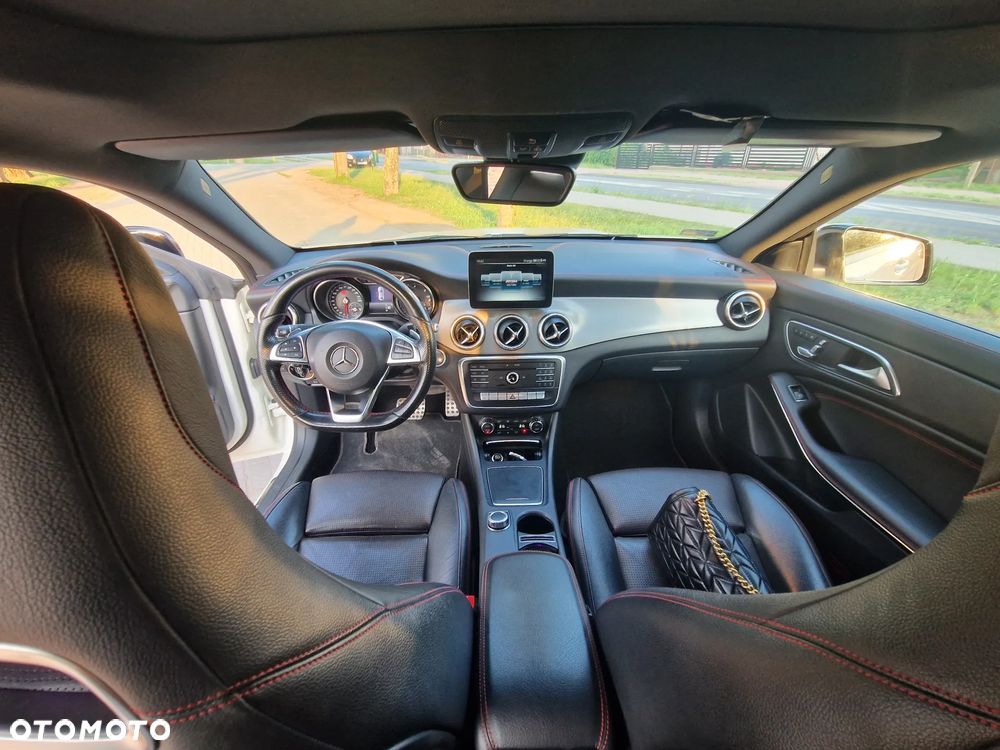Mercedes-Benz CLA 220 d 7G-DCT AMG Line - 26