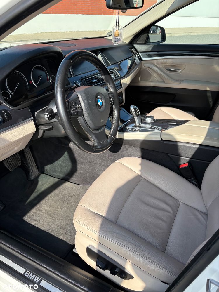 BMW Seria 5 520d - 6