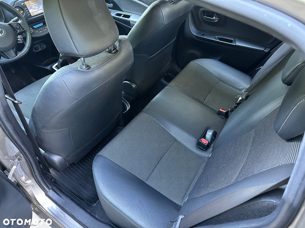 Toyota Yaris 1.5 Selection - 19