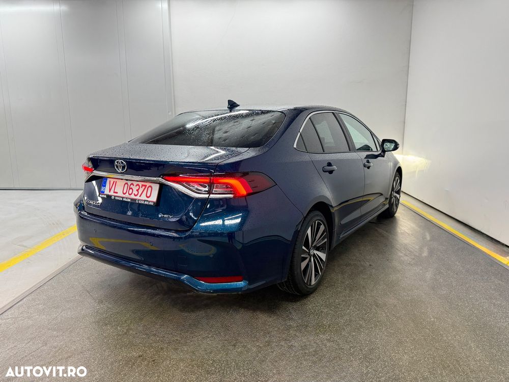 Toyota Corolla 1.8 HEV Dynamic - 18