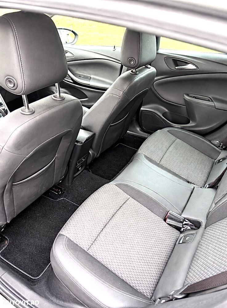 Opel Astra 1.6 D (CDTI) Automatik Innovation - 13