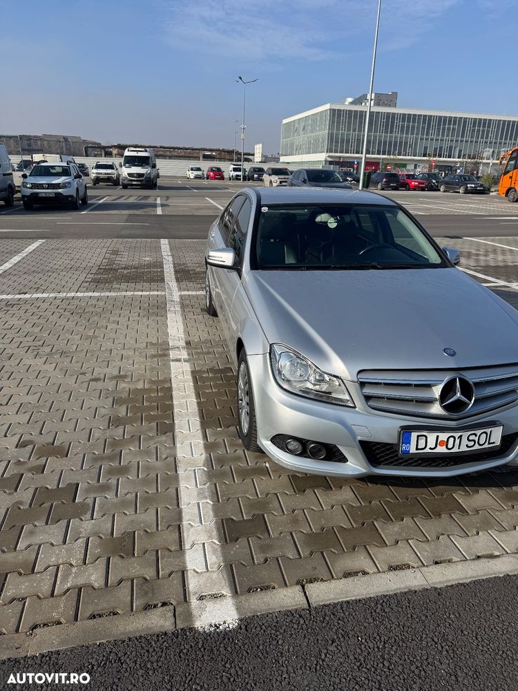 Mercedes-Benz C - 4