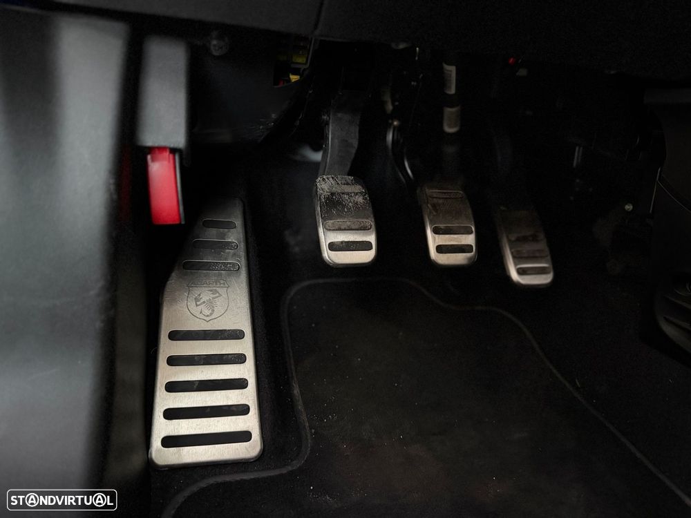 Abarth 595C 1.4 T-Jet Competizione - 22