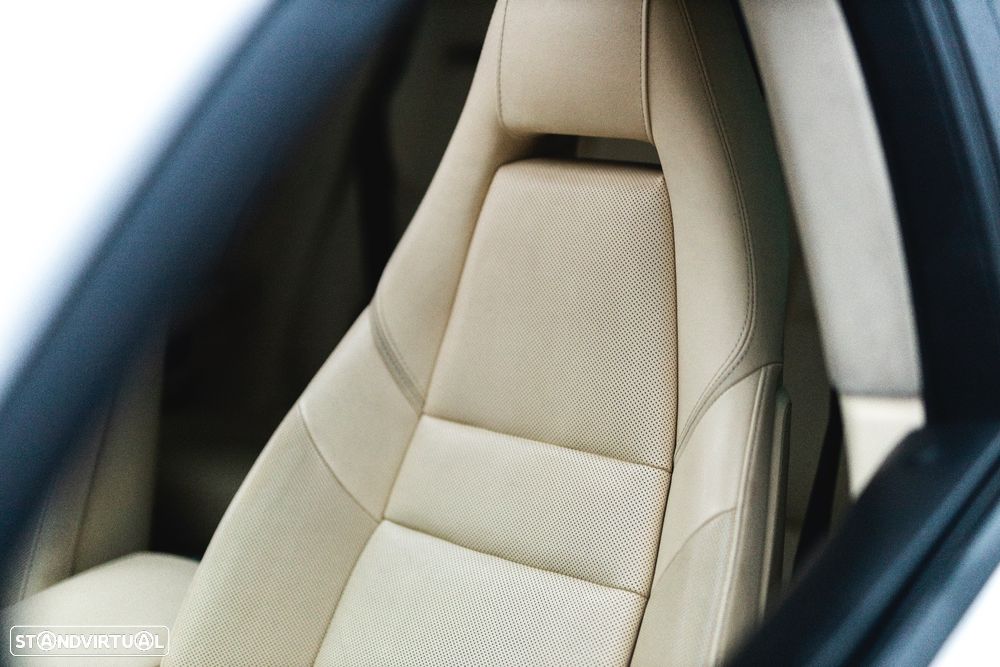 Porsche Panamera S Hybrid - 11