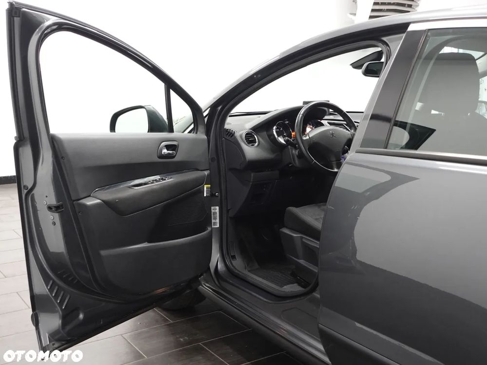 Peugeot 3008 1.6 HDi Active - 19