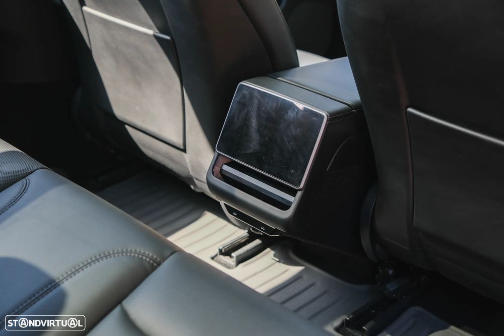 Tesla Model 3 Long Range Tração Integral - 27
