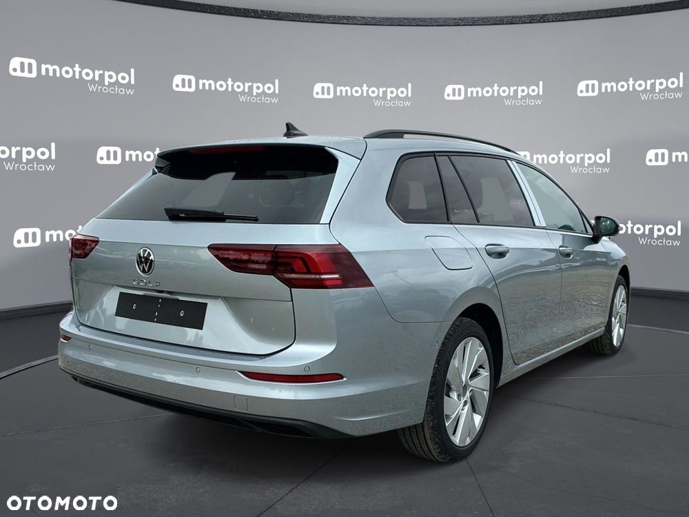 Volkswagen Golf - 10
