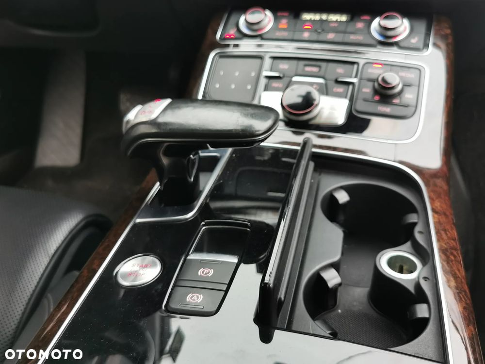 Audi A8 4.2 TDI L Quattro - 19
