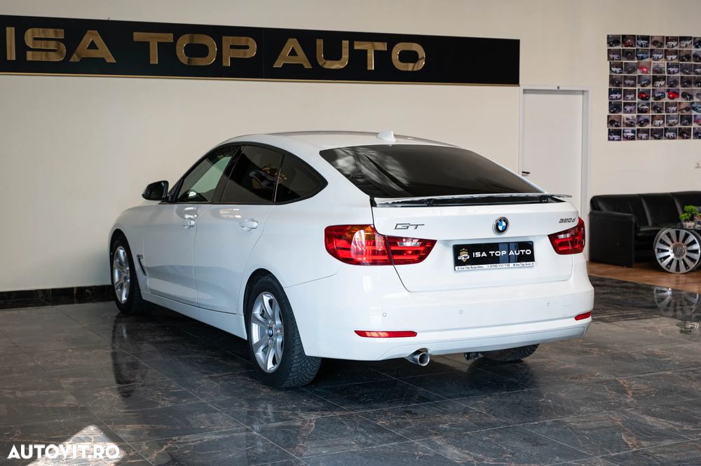 BMW Seria 3 320d Sport-Aut. - 33