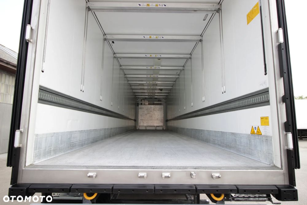 Schmitz Cargobull FP 60 V7 Thermo King SLXi 300 / DOPPELSTOCK / Oś Podnoszona /ŚCIANA 7 CM / - 19