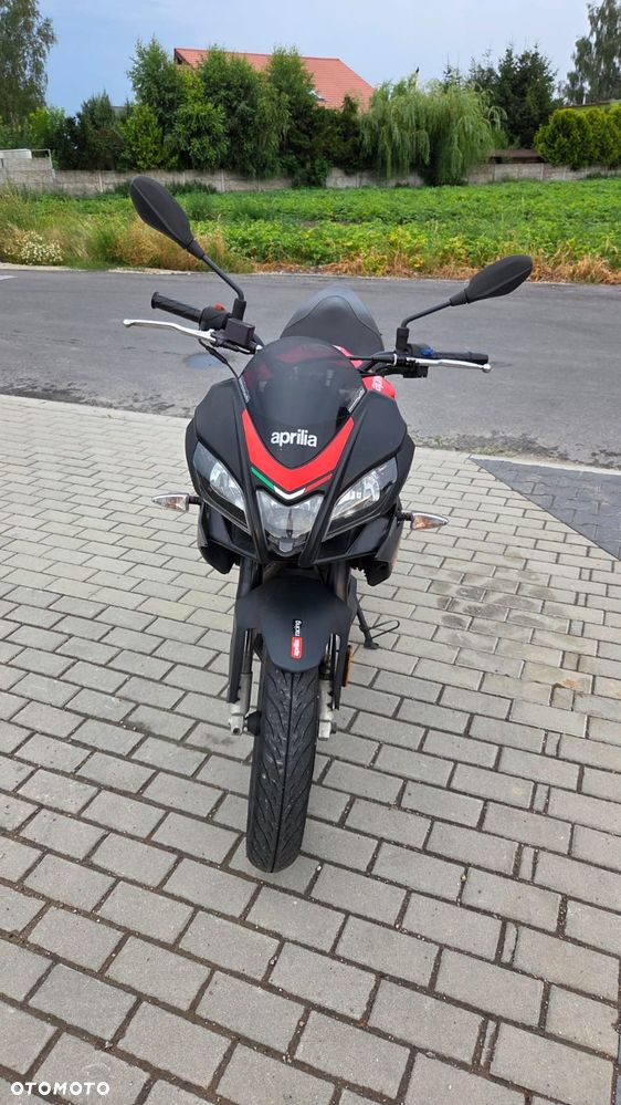 Aprilia Tuono - 8