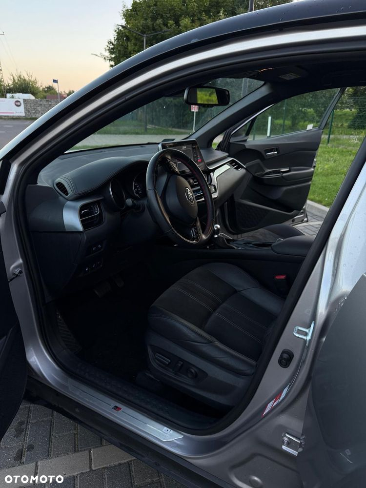 Toyota C-HR 1.8 Hybrid GPF GR Sport - 11