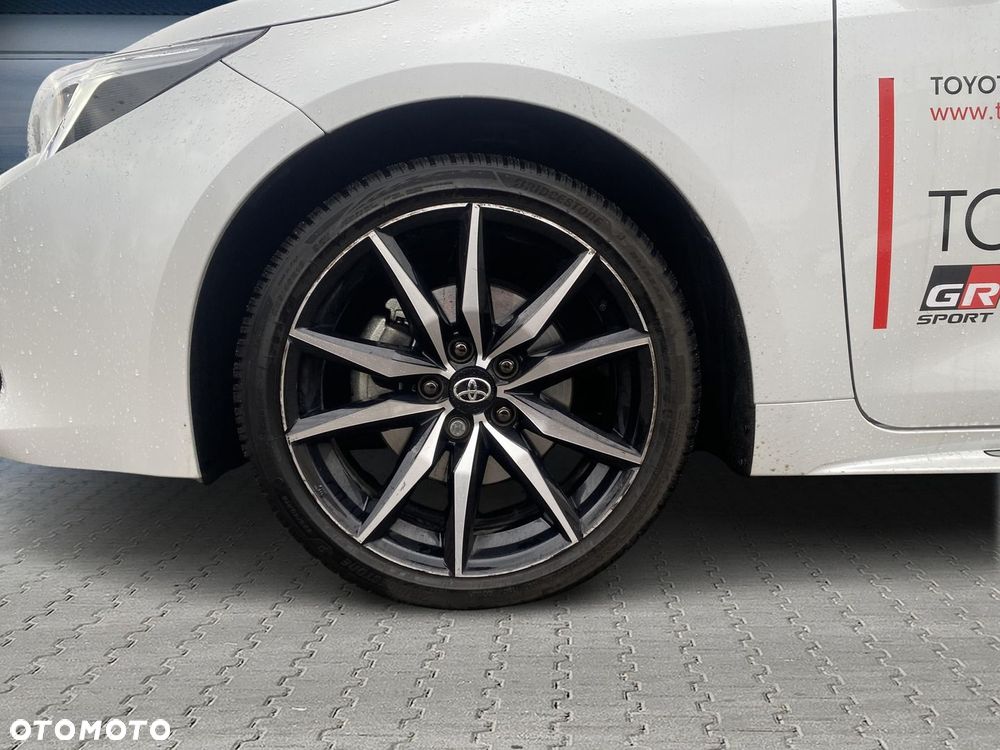 Toyota Corolla 2.0 Hybrid GR Sport Dynamic - 25