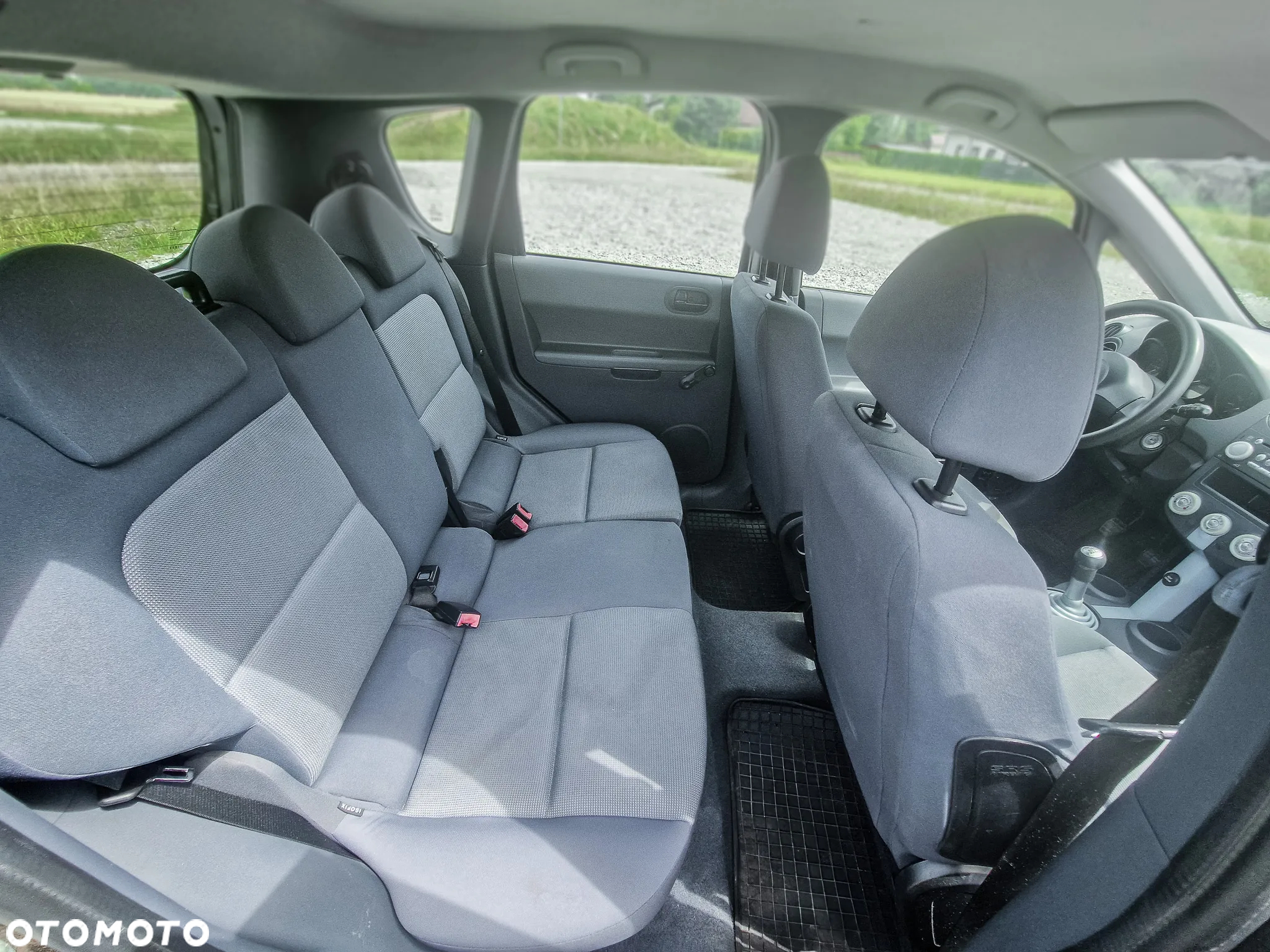 Mitsubishi Colt 1.1 Inform - 12